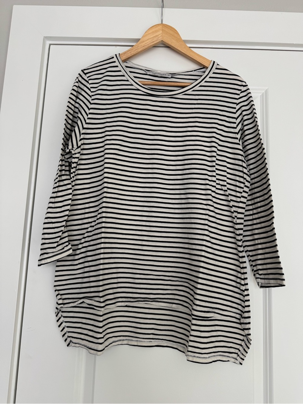 cut loose Black & White Striped 3/4 Sleeve Top